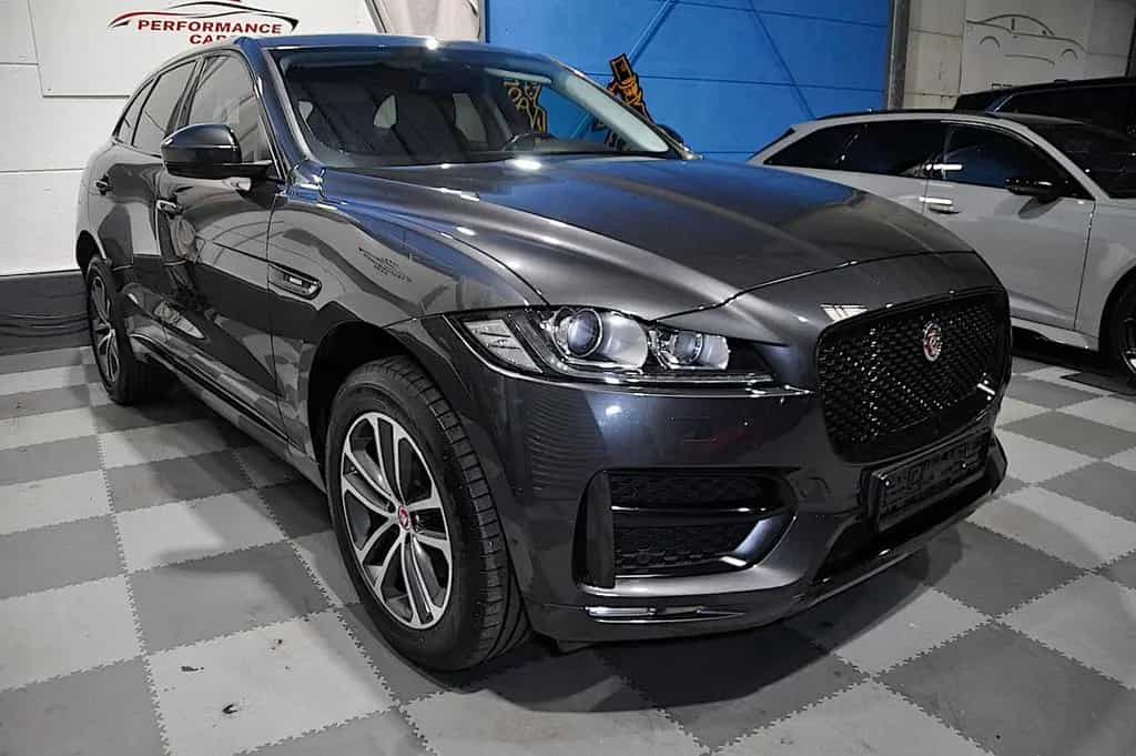 Jaguar F-Pace 20d AWD R-Sport Automatik 02/2019-photo-2