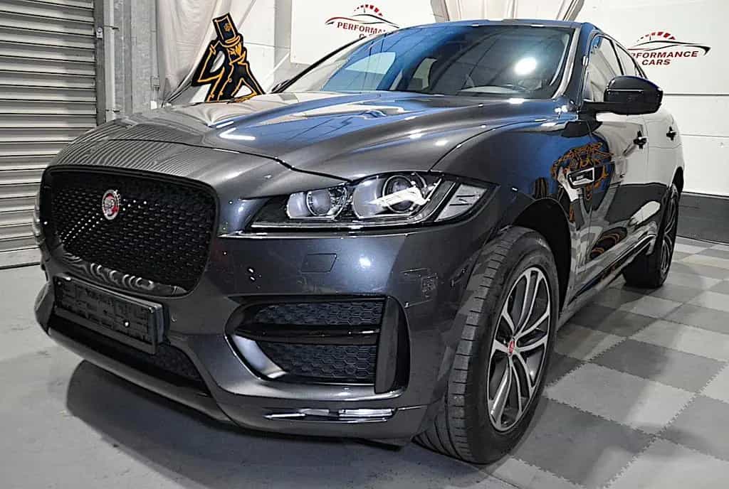 Jaguar F-Pace 20d AWD R-Sport Automatik 02/2019-photo-23