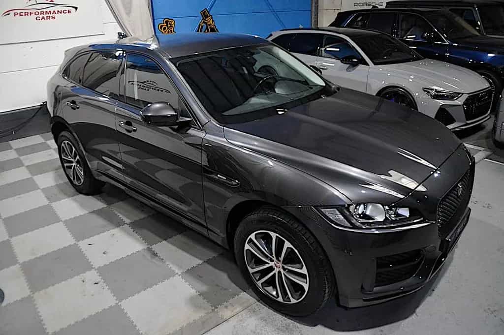 Jaguar F-Pace 20d AWD R-Sport Automatik 02/2019-photo-25