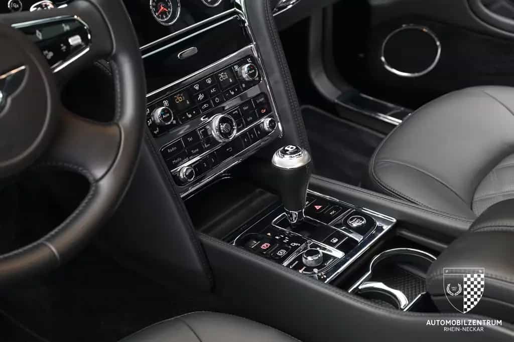 Bentley Mulsanne Mulliner/Picnic/TV/Premier/Kühlschrank 09/2015-photo-19