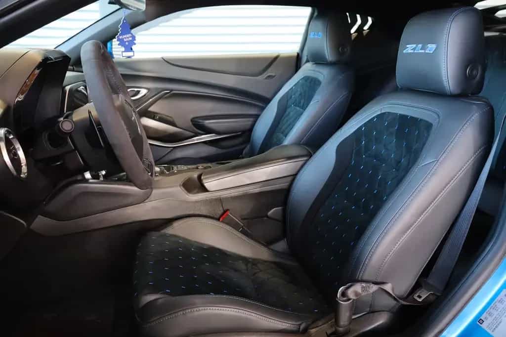 Chevrolet Camaro 2.0L ZL1 Optik/BOSE/RFK/LED/CARPLAY 07/2018-photo-11