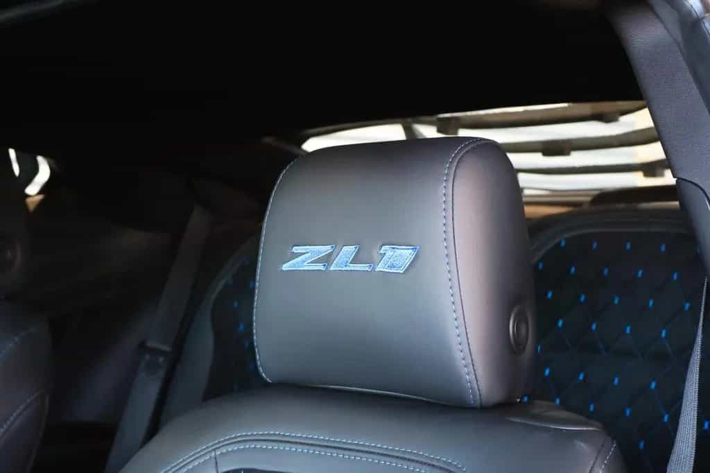 Chevrolet Camaro 2.0L ZL1 Optik/BOSE/RFK/LED/CARPLAY 07/2018-photo-12