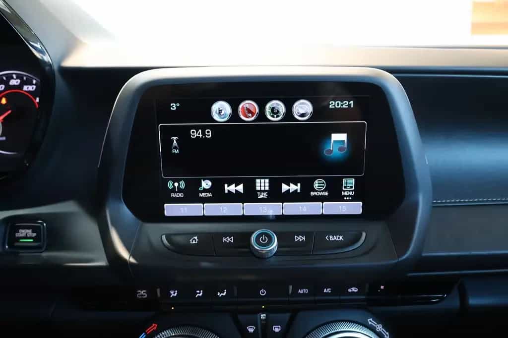 Chevrolet Camaro 2.0L ZL1 Optik/BOSE/RFK/LED/CARPLAY 07/2018-photo-17