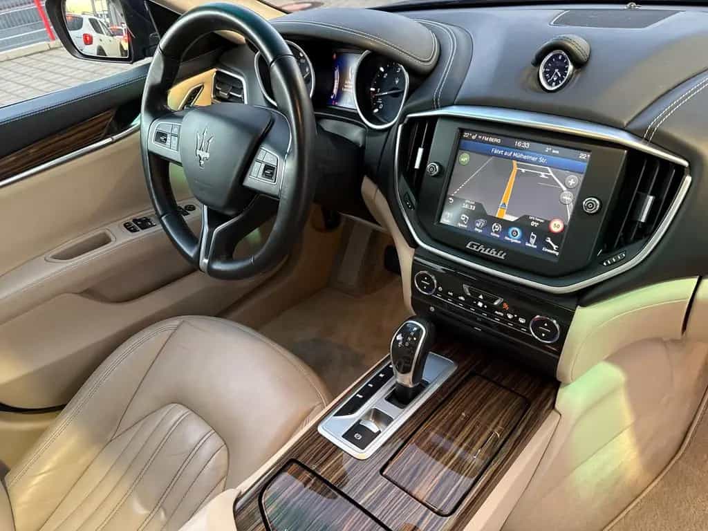 Maserati Ghibli GranSport Diesel Leder,19''HiFi,Nav,Kam 09/2015-photo-14