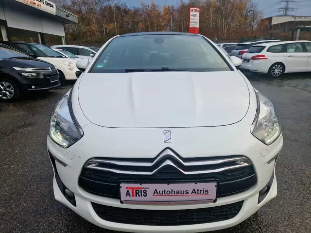 DS Automobiles DS5 SoChic 05/2015-photo-0