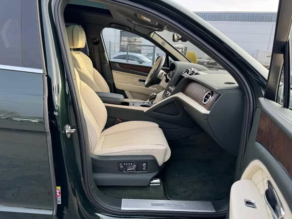 Bentley Bentayga V8 AZURE FIRST 1 EDITION FULL OPTION 11/2022-photo-10