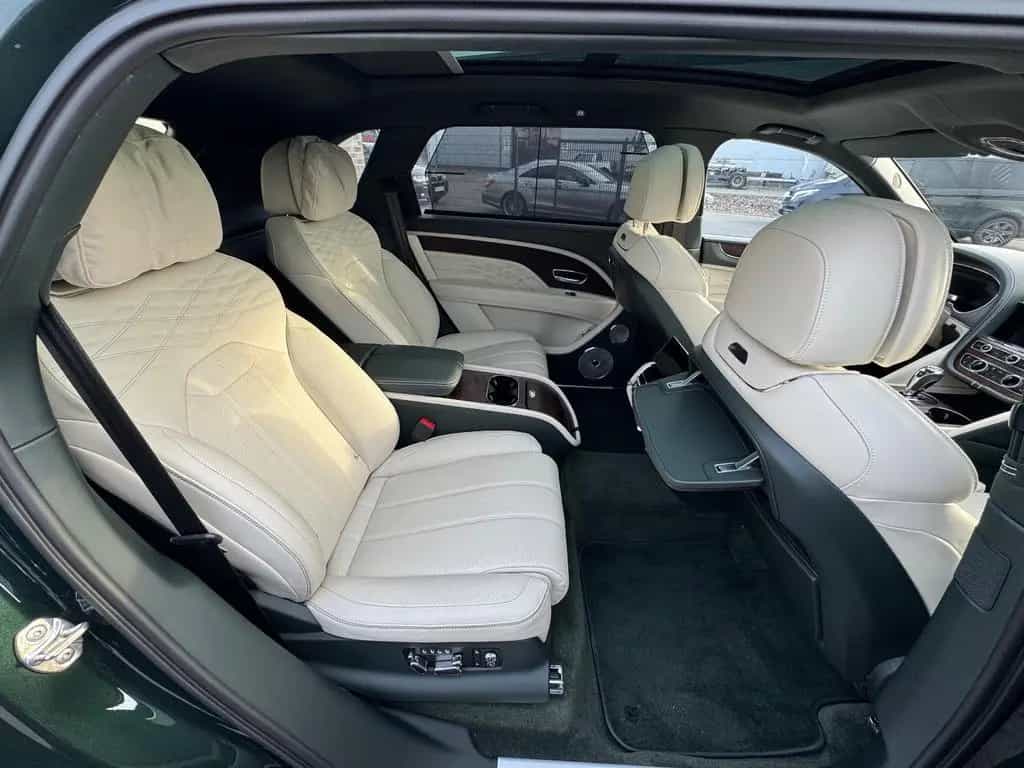 Bentley Bentayga V8 AZURE FIRST 1 EDITION FULL OPTION 11/2022-photo-12