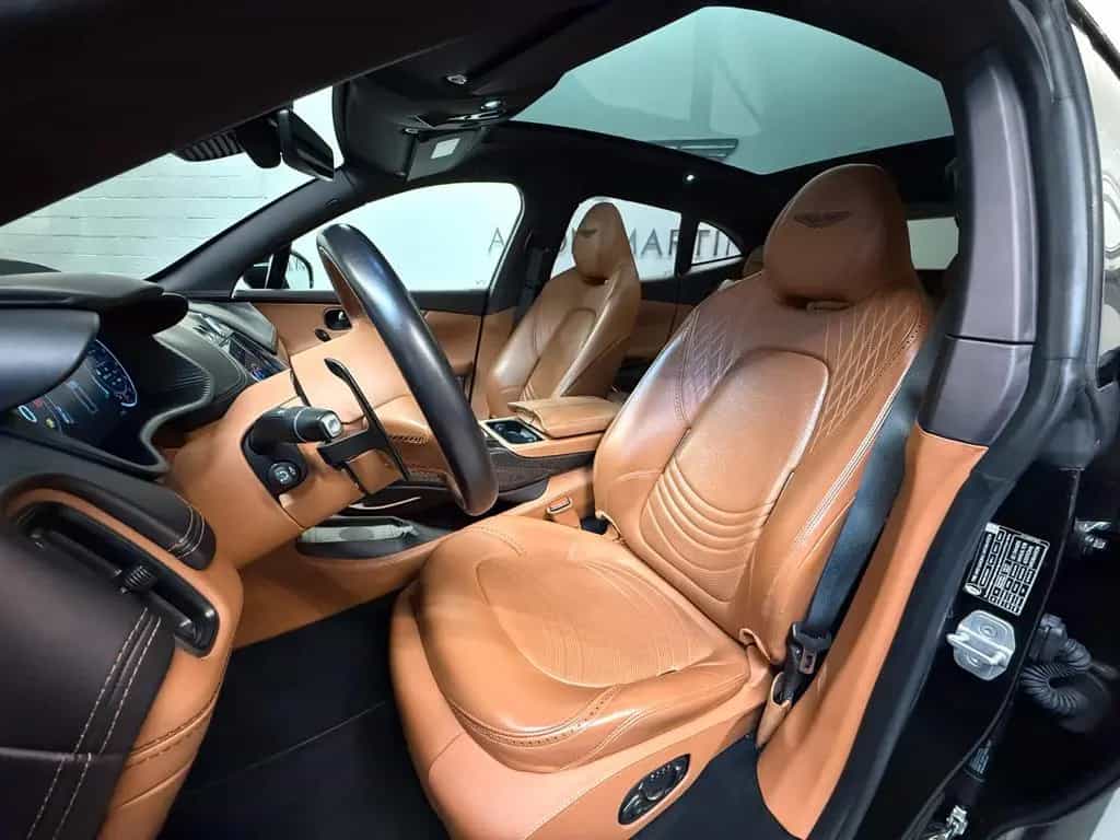 Aston Martin DBX 4.0 V8 05/2022-photo-15