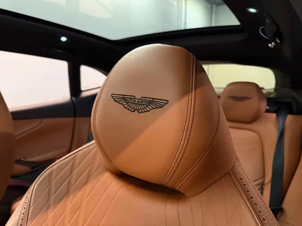 Aston Martin DBX 4.0 V8 05/2022-photo-17