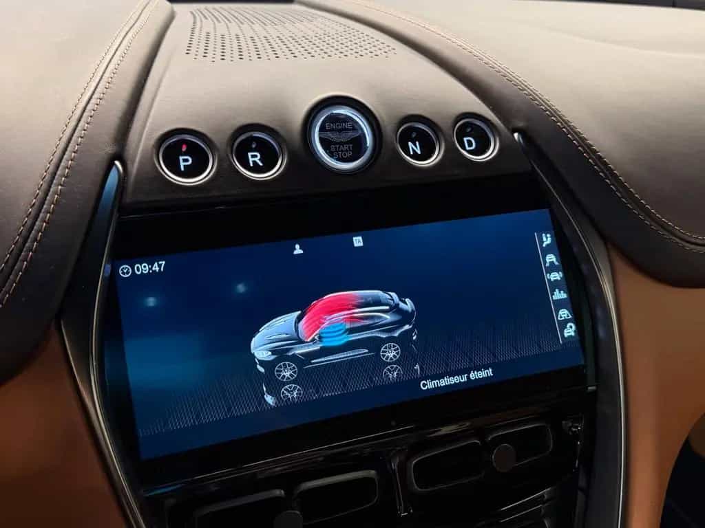 Aston Martin DBX 4.0 V8 05/2022-photo-19