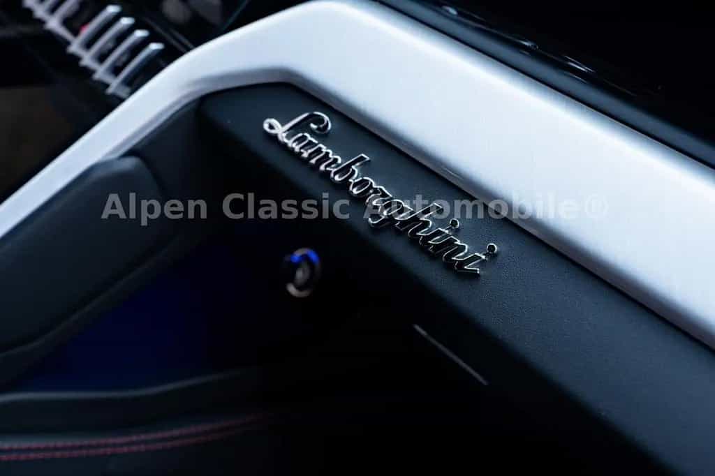 Lamborghini Urus 4.0 V8 Massage, B&O, Sitzbelüftung, 360 09/2022-photo-22