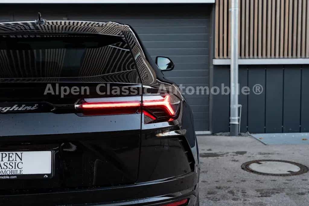 Lamborghini Urus 4.0 V8 Massage, B&O, Sitzbelüftung, 360 09/2022-photo-31
