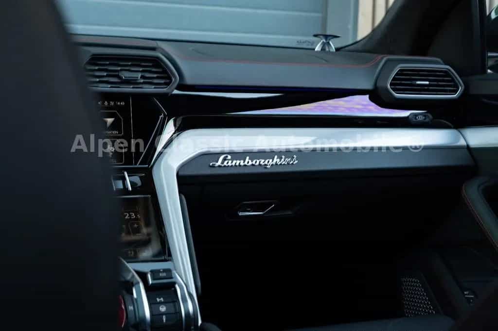 Lamborghini Urus 4.0 V8 Massage, B&O, Sitzbelüftung, 360 09/2022-photo-32