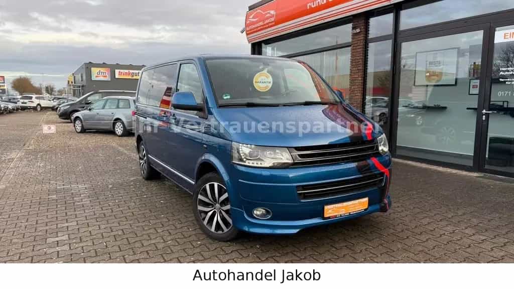 Volkswagen Multivan 05/2015-photo-0