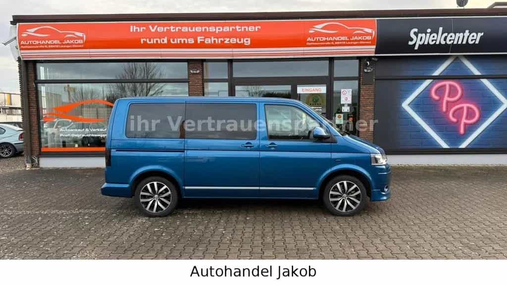 Volkswagen Multivan 05/2015-photo-11