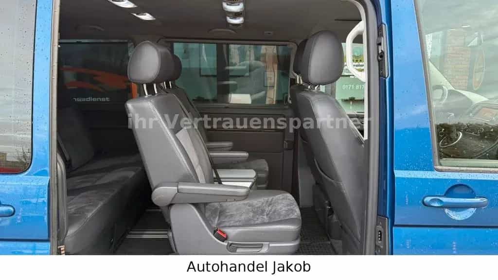 Volkswagen Multivan 05/2015-photo-24