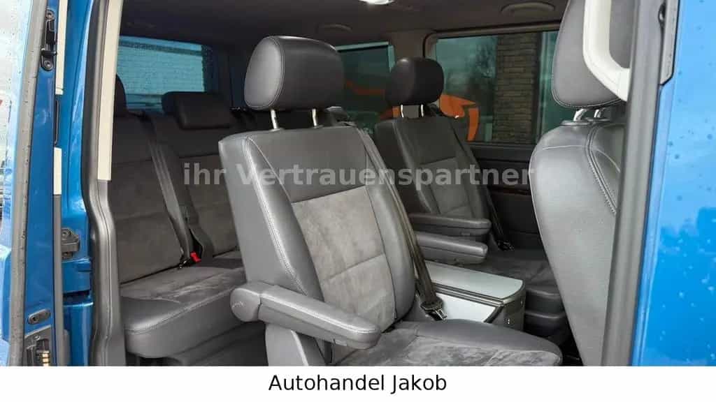 Volkswagen Multivan 05/2015-photo-25