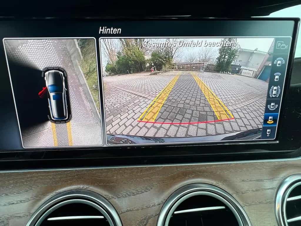 Mercedes-Benz E-Class 200T*4Matic*DISTR*TOTW*AHK*ESD*360°STANDHZ 11/2018-photo-18