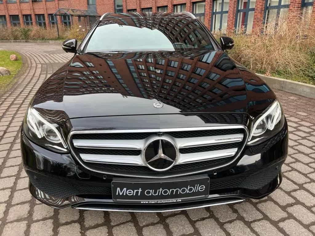 Mercedes-Benz E-Class 200T*4Matic*DISTR*TOTW*AHK*ESD*360°STANDHZ 11/2018-photo-2