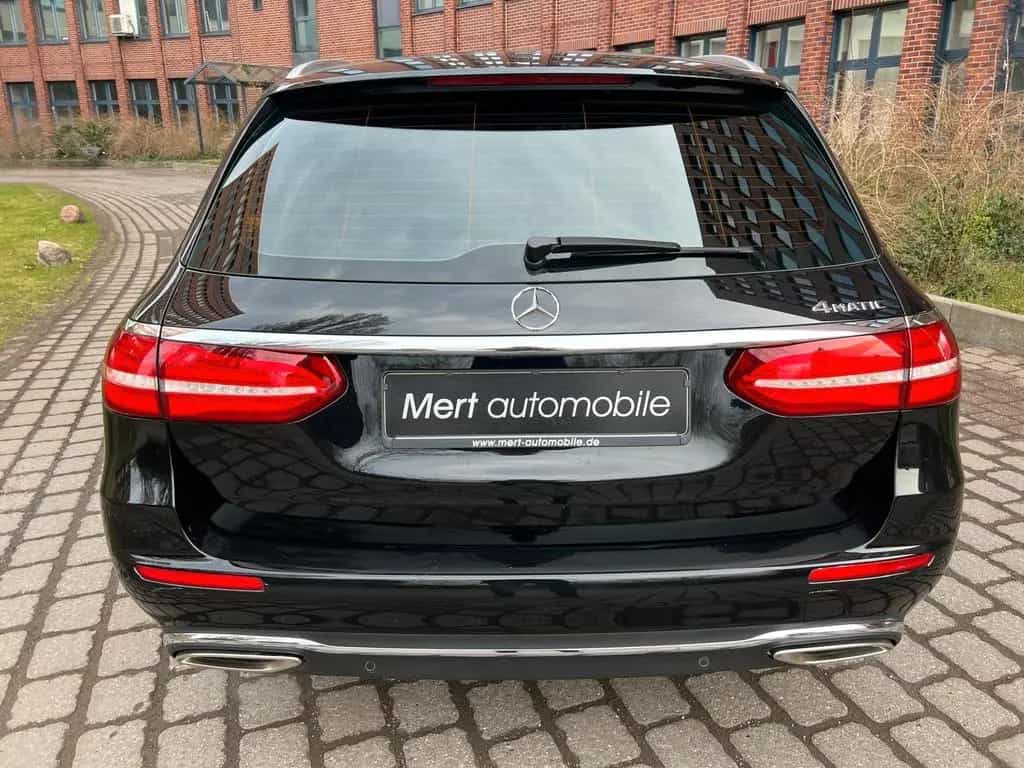 Mercedes-Benz E-Class 200T*4Matic*DISTR*TOTW*AHK*ESD*360°STANDHZ 11/2018-photo-6