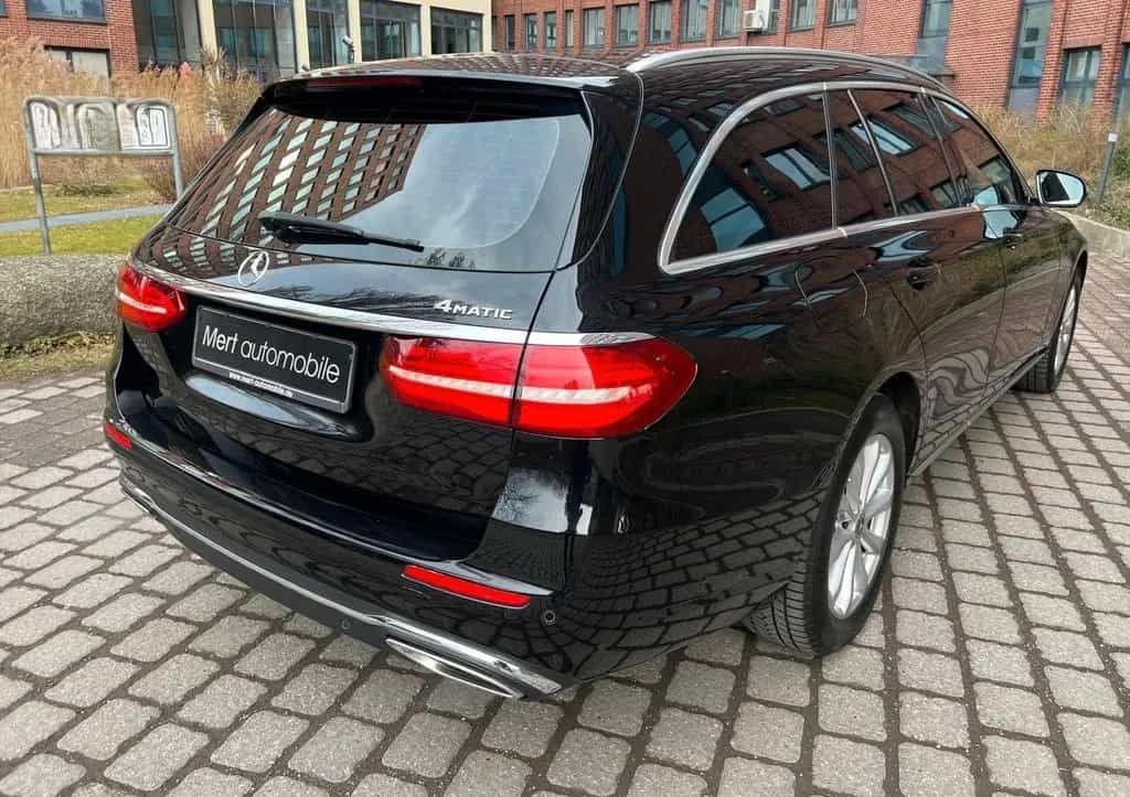 Mercedes-Benz E-Class 200T*4Matic*DISTR*TOTW*AHK*ESD*360°STANDHZ 11/2018-photo-7
