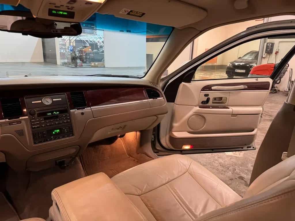 Lincoln 4.6 V8 | Signature Limited | Leder, Sunroof 04/2004-photo-7