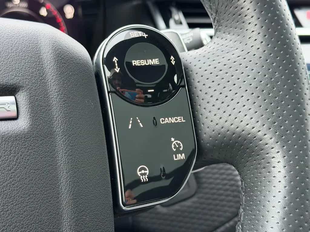 Land Rover Range Rover Velar R-DYNAMIC SE, PANO, SCHECKHEFT 12/2019-photo-25