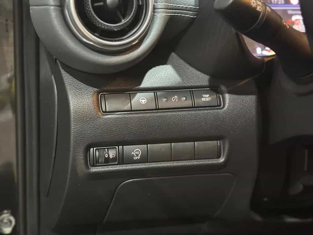 Nissan Juke N-Connecta +360° +Navi +LED +7-Gang AT 12/2020-photo-27