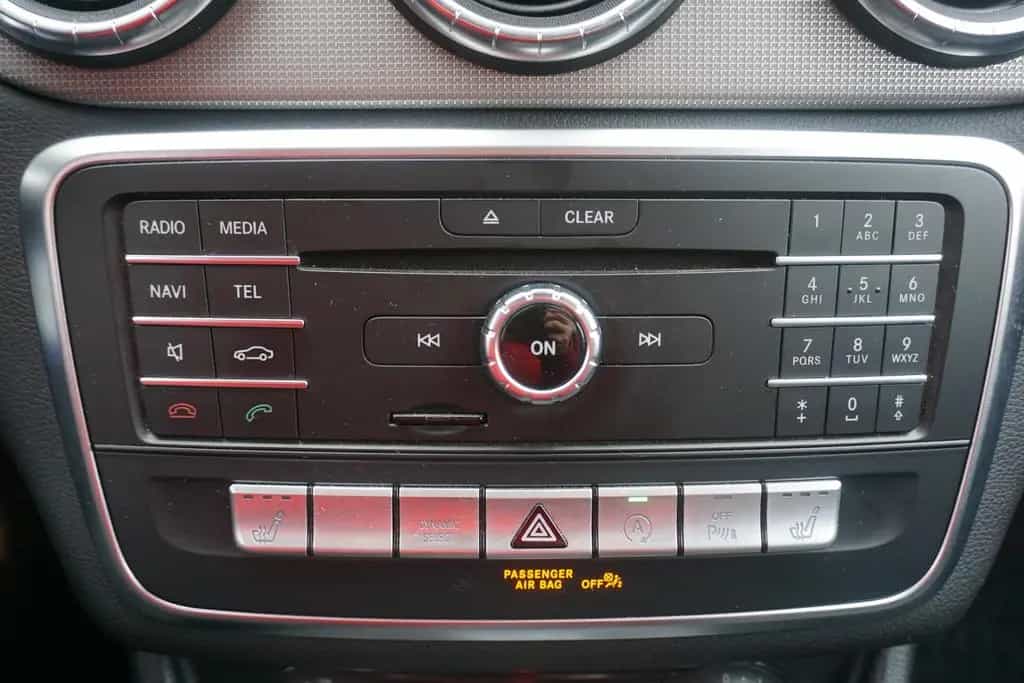 Mercedes-Benz CLA-Class 200 Shooting Brake Klima LED Navi AHK Kamera 08/2018-photo-14