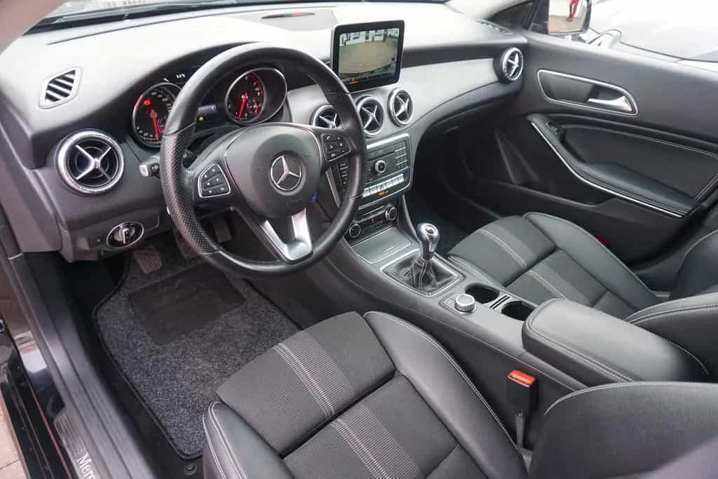 Mercedes-Benz CLA-Class 200 Shooting Brake Klima LED Navi AHK Kamera 08/2018-photo-9