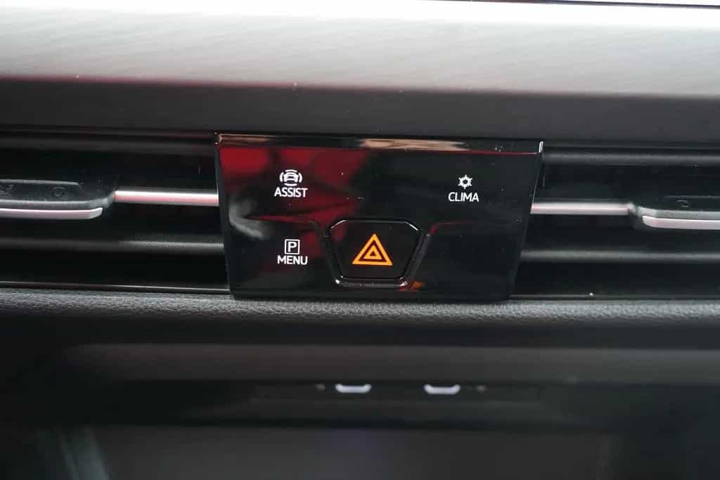 Volkswagen Golf VIII Style eTSI Klimaaut. LED Sitzheizung 09/2020-photo-19