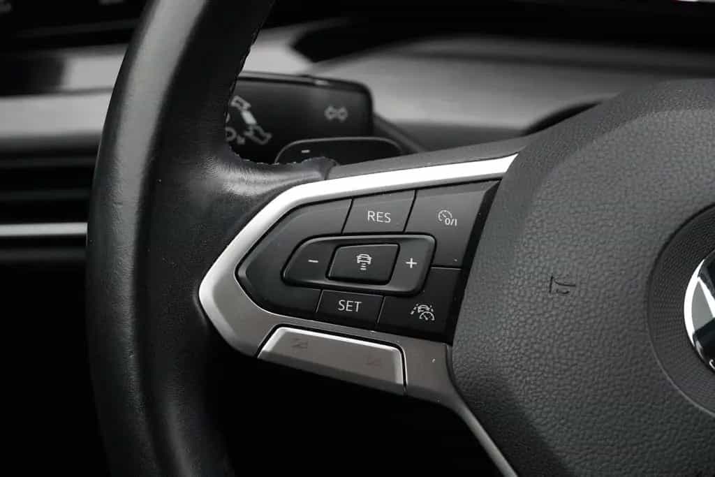 Volkswagen Golf VIII Style eTSI Klimaaut. LED Sitzheizung 09/2020-photo-25