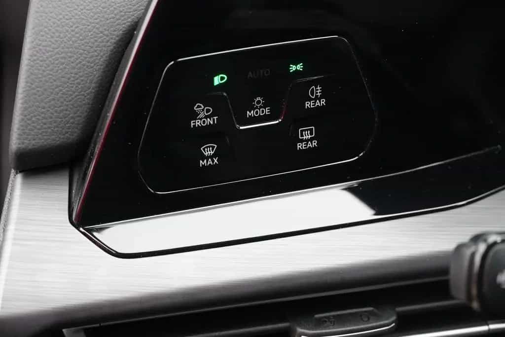 Volkswagen Golf VIII Style eTSI Klimaaut. LED Sitzheizung 09/2020-photo-30