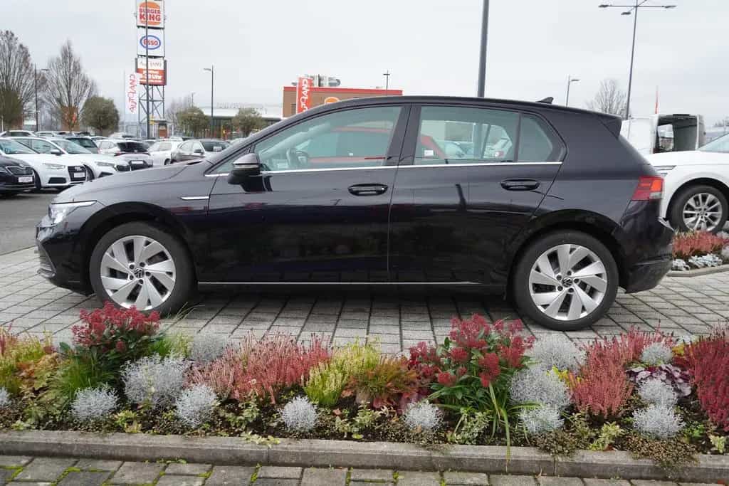 Volkswagen Golf VIII Style eTSI Klimaaut. LED Sitzheizung 09/2020-photo-4