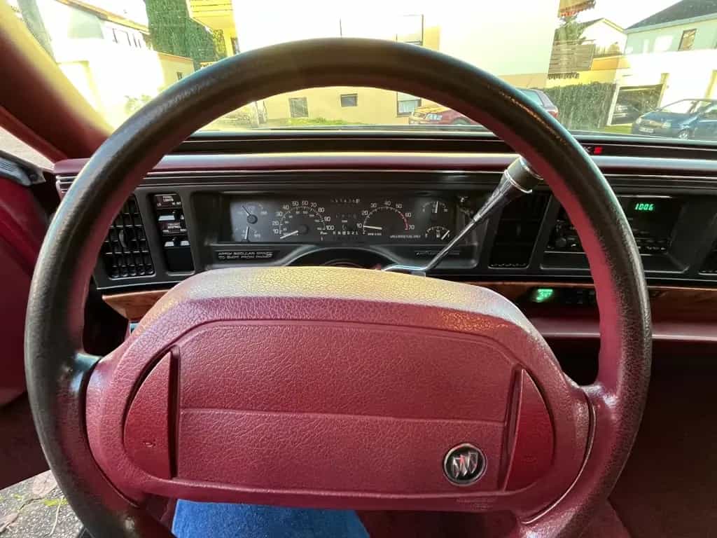 Buick Park Avenue 3.8 TÜV NEU 11/1992-photo-13