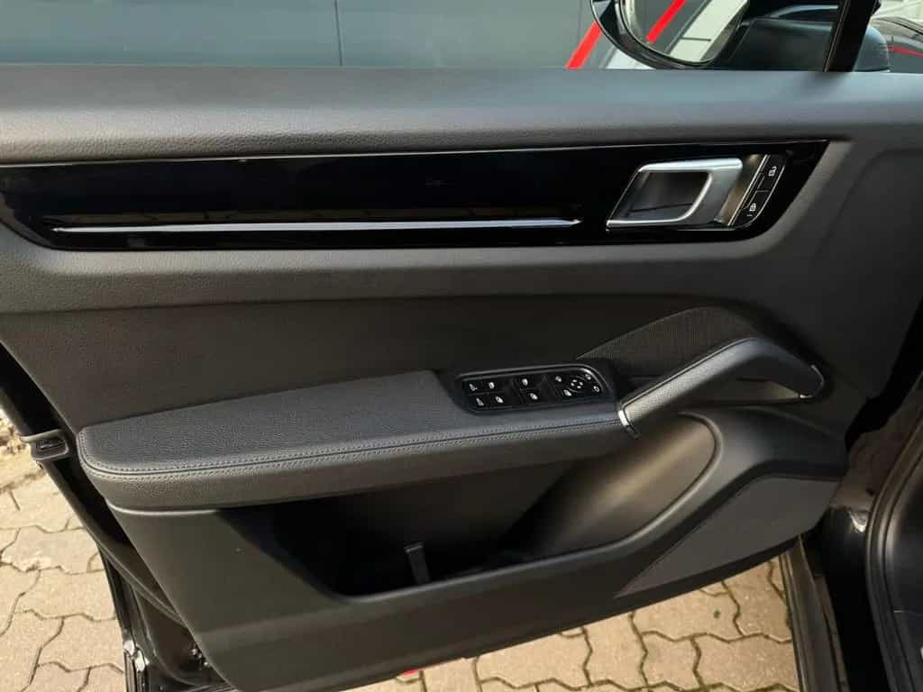 Porsche Cayenne Tiptronic S Leder 360 ACC el. Heck 03/2022-photo-22