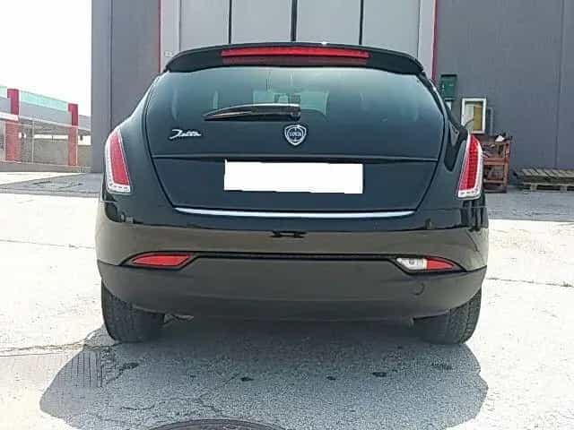 Lancia Delta 1.6 MJT 105CV Silver 10/2013-photo-2