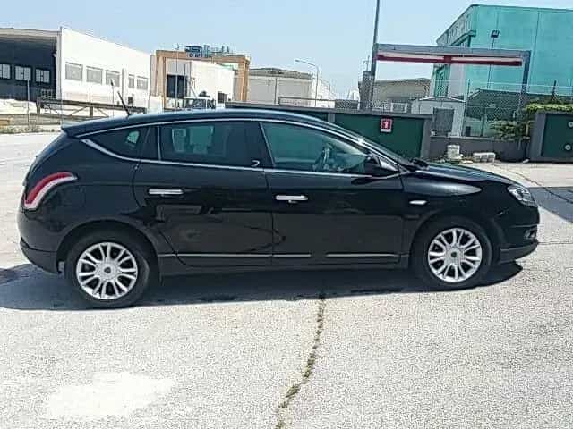 Lancia Delta 1.6 MJT 105CV Silver 10/2013-photo-4