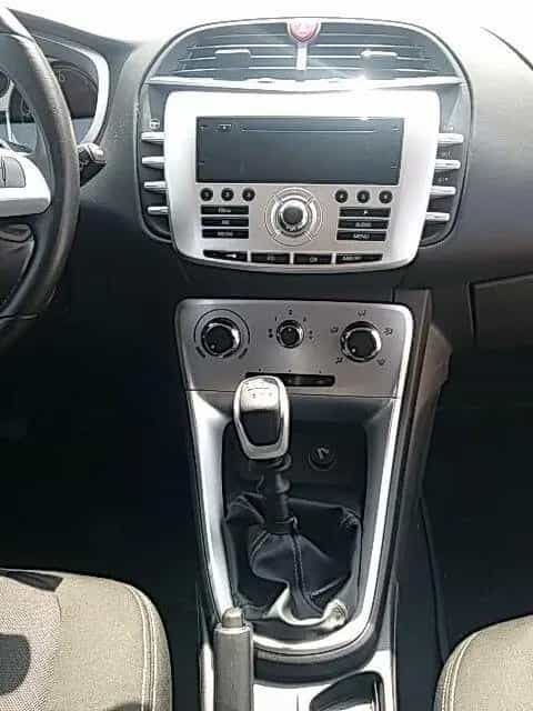 Lancia Delta 1.6 MJT 105CV Silver 10/2013-photo-6