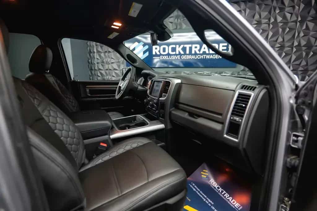 Dodge RAM 5.7 V8 HEMI 4x4 OFFROAD Night LONGBED *19%* 07/2021-photo-42