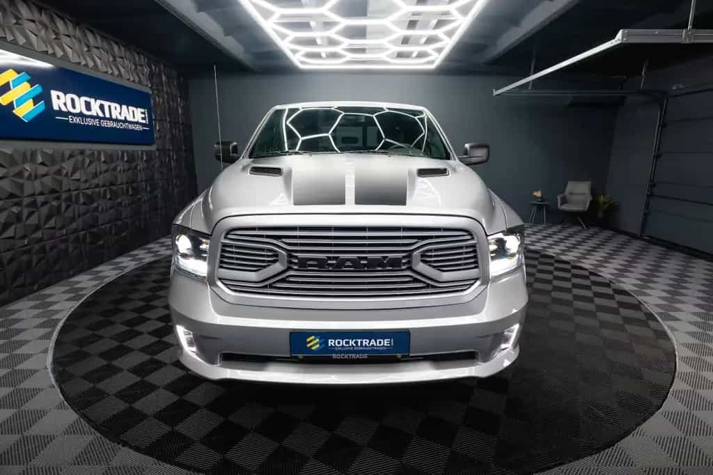 Dodge RAM 5.7 V8 HEMI 4x4 OFFROAD Night LONGBED *19%* 07/2021-photo-5