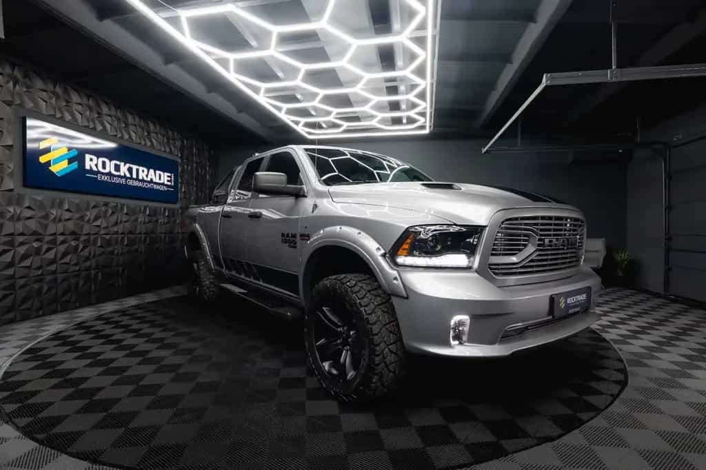 Dodge RAM 5.7 V8 HEMI 4x4 OFFROAD Night LONGBED *19%* 07/2021-photo-9