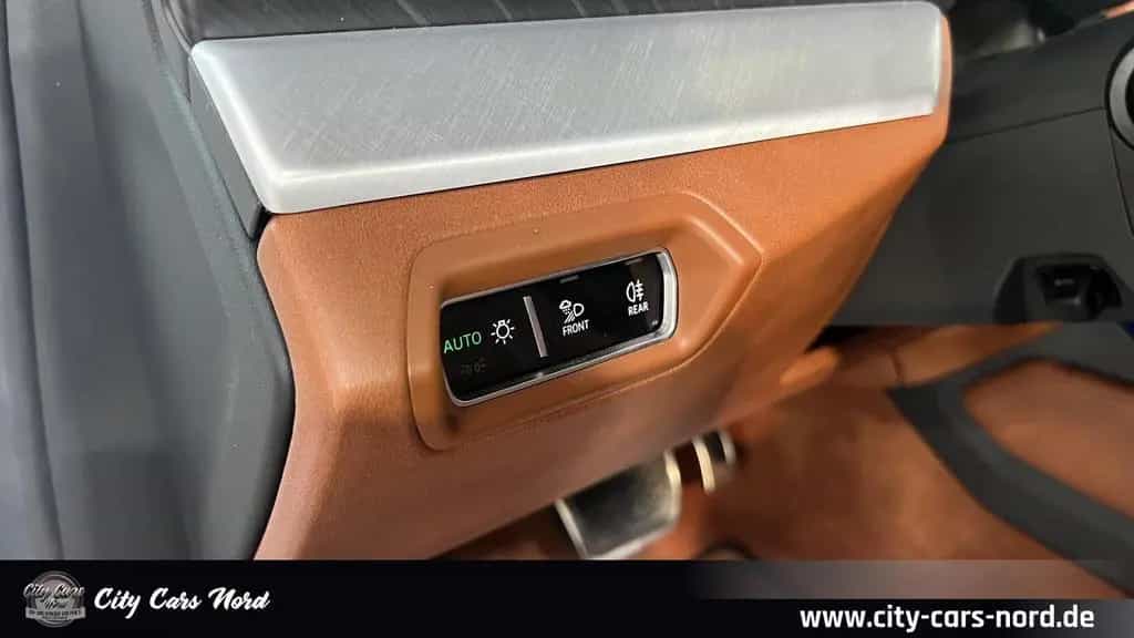 Lamborghini Urus 24 ZOLL-AKRAPOVIC-B&O-360° 04/2020-photo-16