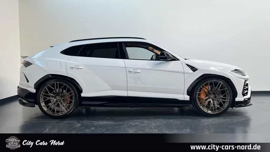 Lamborghini Urus 24 ZOLL-AKRAPOVIC-B&O-360° 04/2020-photo-5