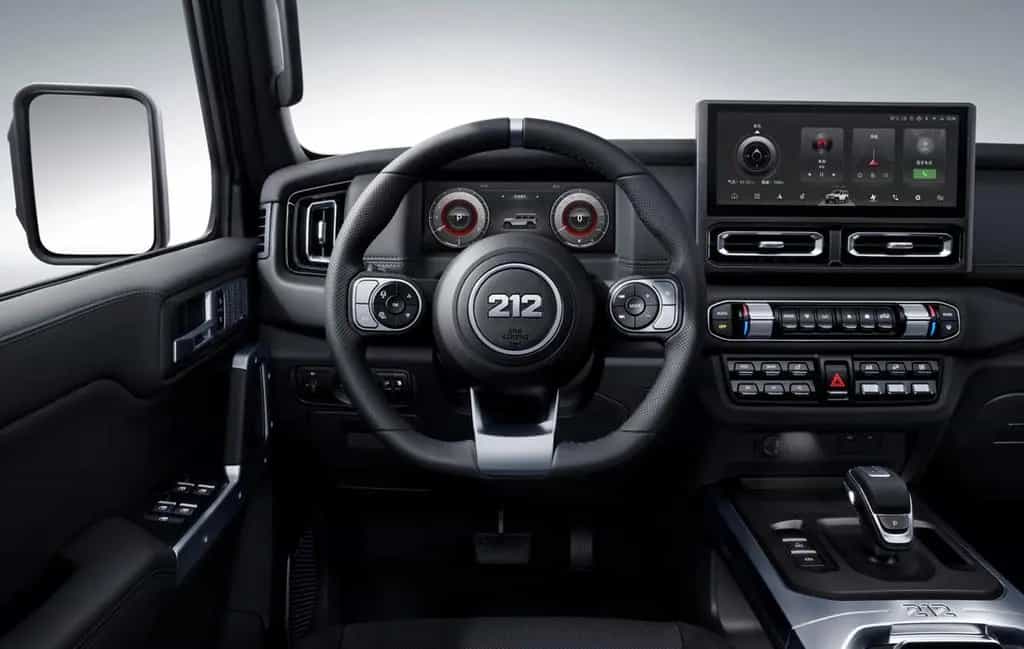 BAW 212 4WD null-photo-2