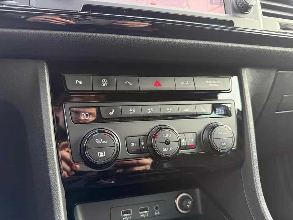 Cupra Ateca 2.0 TSI 4Drive Navi 360 Kamera Apple CarPl 11/2018-photo-29