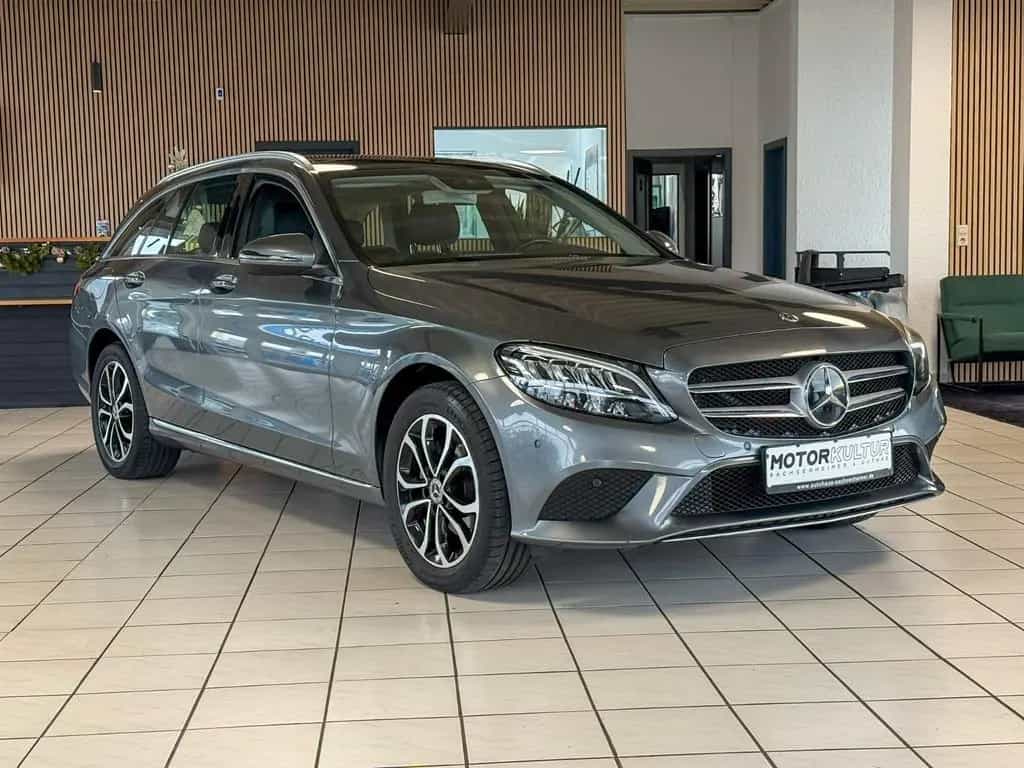 Mercedes-Benz C-Class 220 d 4Matic | ACC | Spurhalte. | LED | uvm. 06/2019-photo-1