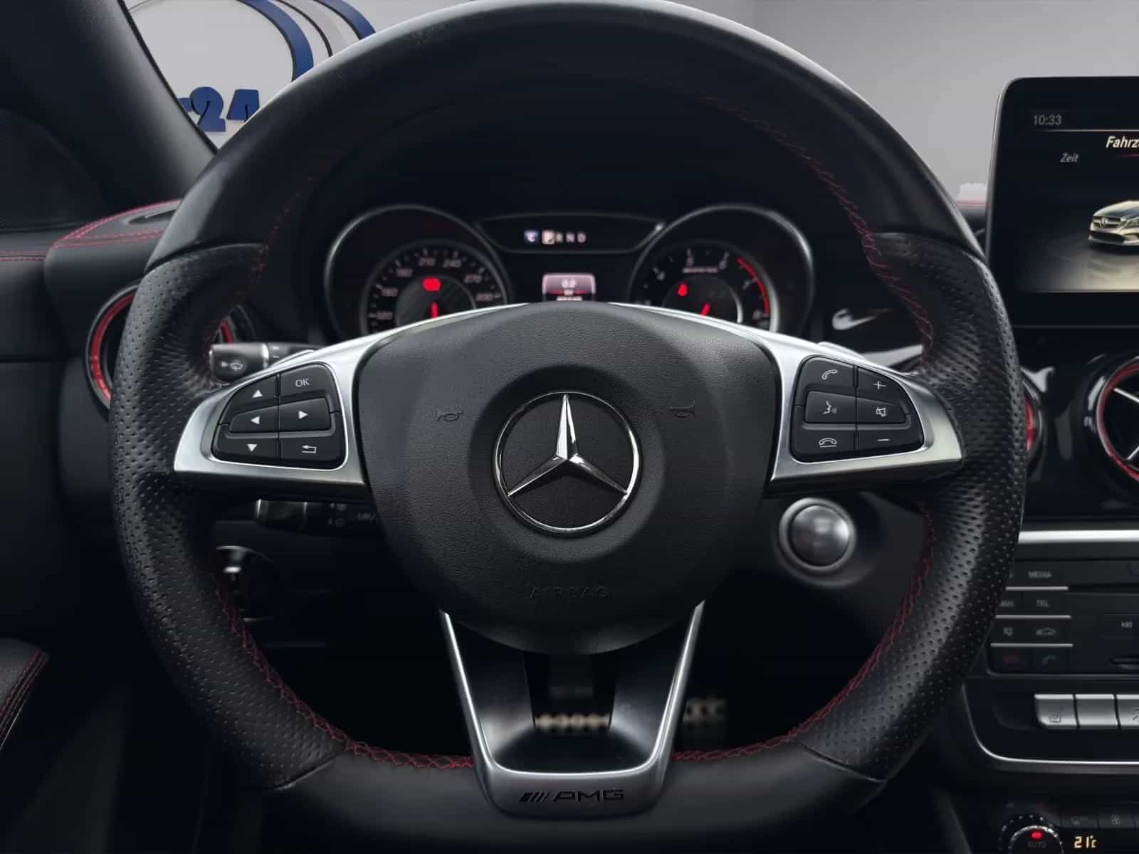Mercedes-Benz CLA-Class 45 AMG 04/2017-photo-19