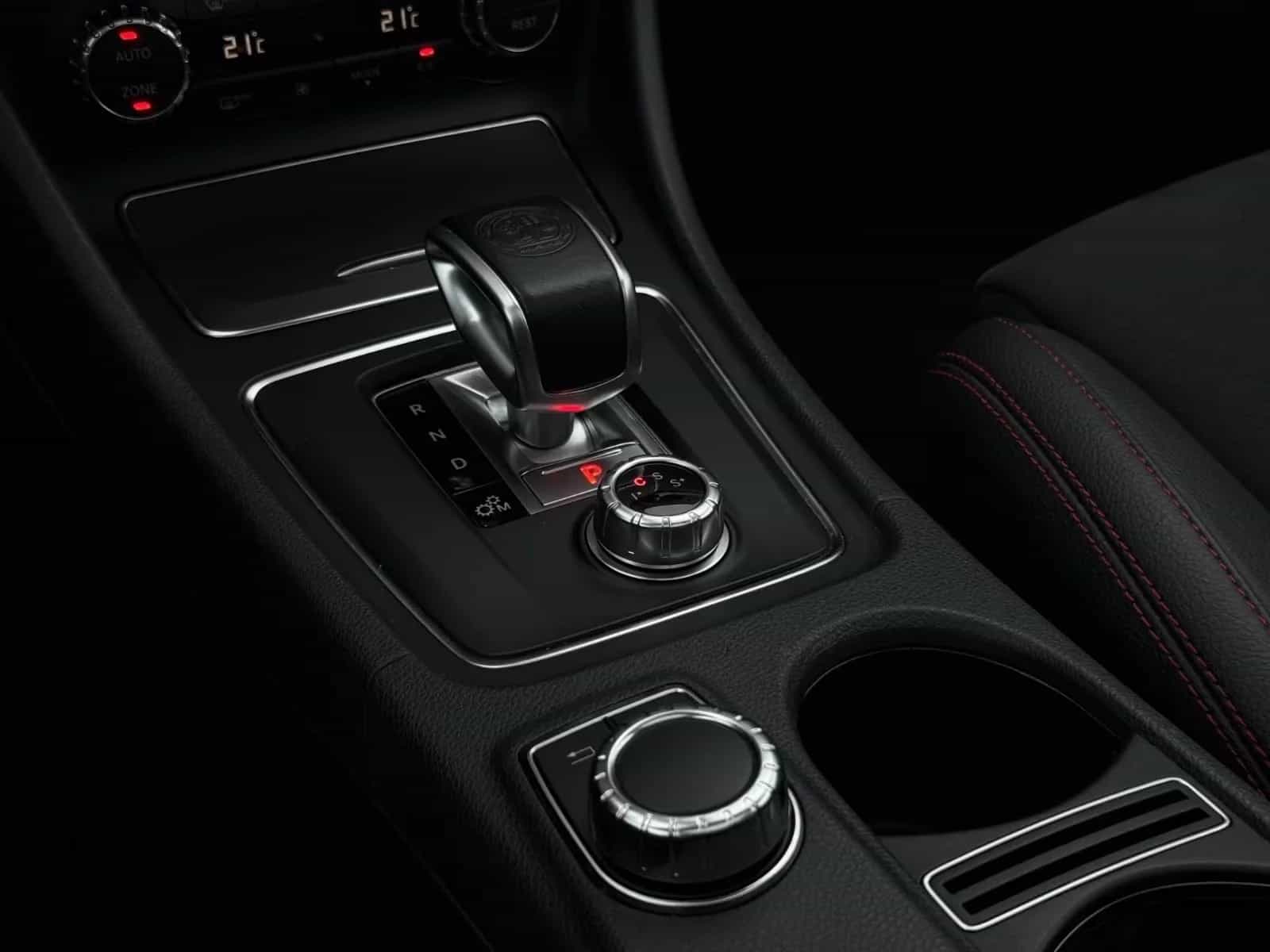 Mercedes-Benz CLA-Class 45 AMG 04/2017-photo-25