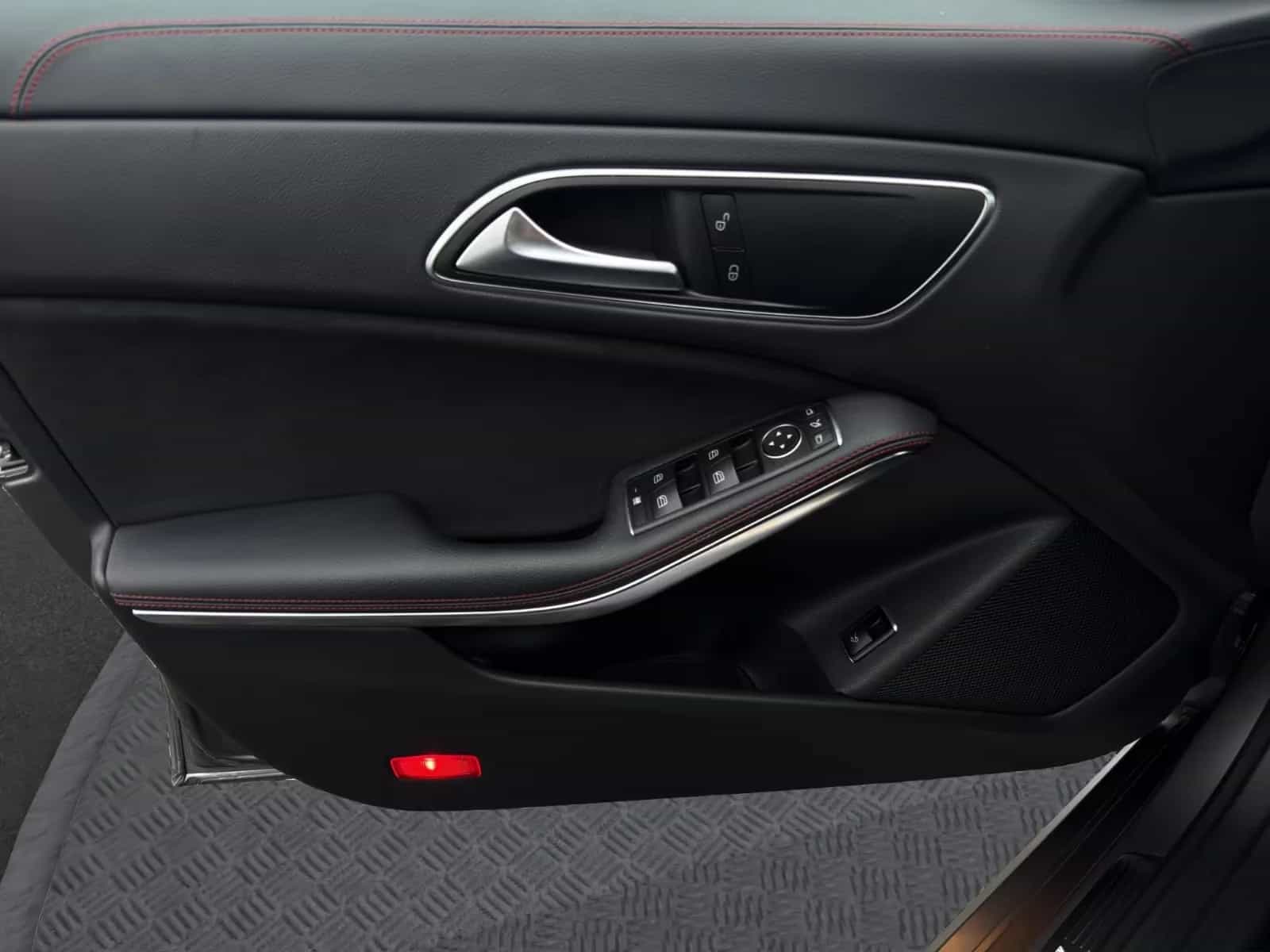 Mercedes-Benz CLA-Class 45 AMG 04/2017-photo-26